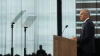 Canada's 4 largest airports to open up to private investment, Carney says
