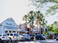 Colliers Negotiates $23M Sale of Shopping Center in Trinity, Florida