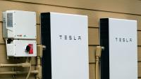Los Angeles homeowner says 8.61-kW Tesla Solar system output for August was lower than May