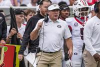 With ‘humility’ in SEC road games ‘always a week away,’ No. 2 Georgia travels to Arkansas