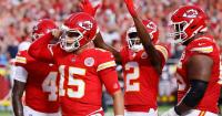 Mahomes looks healthy, Walker runs all over Broncos in Chiefs’ victory