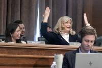 Lummis blasts Democrats after Senate blocks cryptocurrency regulation she long touted