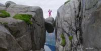 Please No Photos! A Short Film Focuses on Tourists’ Obsession with Capturing the Moment
