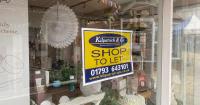 Former town centre beauty salon put on the market after shock closure