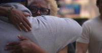 Meet the Chicago man going viral for telling strangers they are loved