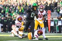 Oregon Ducks open as slim favorites over USC in early betting line