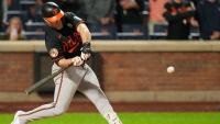 Alonso ties it in ninth with 300th HR as Orioles beat Mets in 11 on Mayo’s inside-the-parker