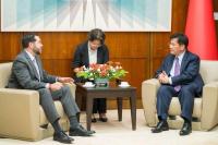 Foreign minister welcomes rare visit by Honduran lawmaker