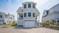 $5M Hampton home sale helps set Seacoast record. Condo prices drop.