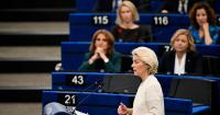 EU chief opens door for Canada to become first associate member