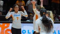 Exclusive: Jalyn Stout's journey to Tennessee volleyball…