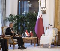 Qatar, Singapore review bilateral ties and regional developments