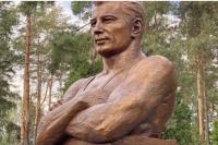 A monument unveiled at Alexander Medved's grave in Minsk