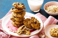 9 Dietitians Share the Snacks They Really Eat Between Meals