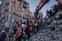 Building collapse in Gaza kills at least 21 people, and other Mideast developments