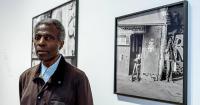 Akinbode Akinbiyi turns everyday african life into art