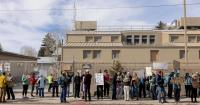 Jackson residents call for a show of support for immigrants from Teton County commissioners
