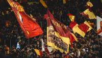 Italy bans 16 Roma fans over fascist salute