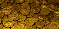 Metal Detectorists Dug up 141 Roman Gold Coins—Along with a 1,600-Year-Old Mystery