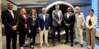 Minister Darrell Meets With United Airlines Officials