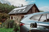 Oklahoma driver says utility denied EV overnight rate after 14-kW solar install
