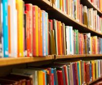 Singapore Offers Cash to Get Citizens Reading