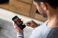 The Medical Minute: More Than a Bet: Know the Signs of Online Gambling Addiction