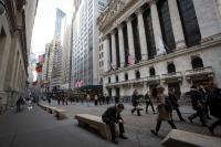 Move over real estate, Wall Street now drives U.S. spending