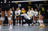 Iowa volleyball sweeps Drake at home, improves to 7-3 overall