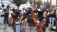 San Francisco Opera Orchestra musicians perform outside amid historic strike