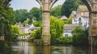 Yorkshire town that ‘feels like Italy’ with riverside cliffs and picturesque boats