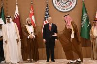 Trump to Consult with Persian Gulf Leaders on War with Iran