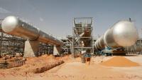 Oil extends losses on easing fears of supply disruption