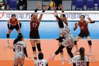(LEAD) (Asiad) S. Korea beats Qatar in women's volleyball, secures quarterfinal berth
