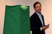 Sweden’s left wing wins election thriller