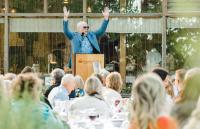 Winnipeg philanthropist Doug Harvey remembered as community builder