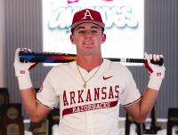 Get to know: '27 Arkansas baseball commitment Levi Leathers