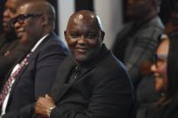 Mosimane’s legendary journey comes full circle as his former clubs Sundowns and Al Ahli clash