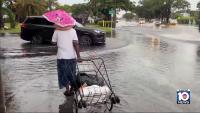 Heavy rain brings flooding, difficult travel to Fort Lauderdale