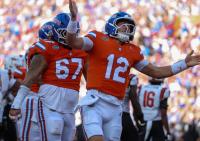 Friendship, family lines blur as Florida travels to Auburn
