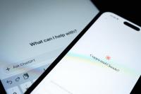 AI chatbots are introducing advertisements. Can they influence the answers you get?