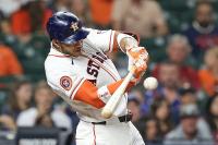 Astros strive for better production in finale against Royals