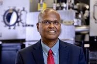 Houston’s Venkat Selvamanickam wins Big 12 Faculty of the Year award