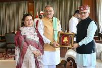 Himachal Governor Gupta meets Maharashtra Governor in Mumbai