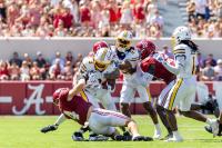 Kane Wommack’s defense leads the way for Alabama