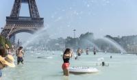 Paris hits 100th day above 77F, its highest tally since records began in 1872