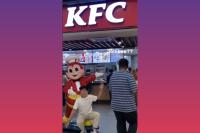Viral: Content creator draws flak for moving fast food mascot figure to rival chain