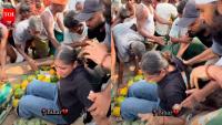 Bihar flood relief turns chaotic as crowd swarms volunteers, woman seen struggling