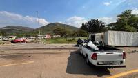 Two Irish holidaymakers killed in horror pile-up crash in South Africa as lorry overturns