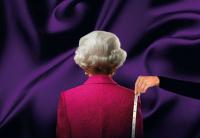 ‘Juicy laughs’ and ‘touching moments’ in By Royal Appointment at The Arts Theatre Cambridge